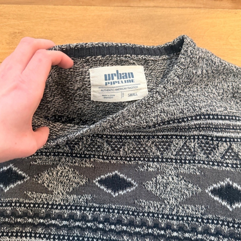 Urban Pipeline Mens Small Grey Geometric Fair Isle Knit Crewneck Sweater - Picture 2 of 5
